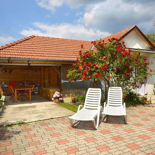 Rózsa Apartmanház Gyenesdiás  2