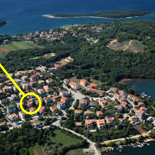 Polozaj vile u zaljevu Vinkuran udaljenost 150 m od plaze