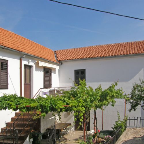 Apartments Katica Primosten  2