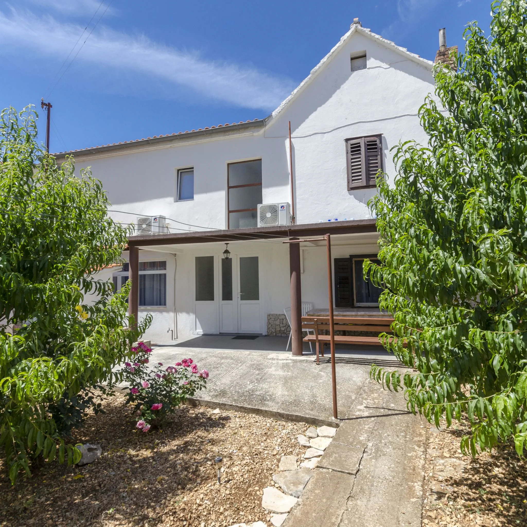 Apartments Katica Primosten