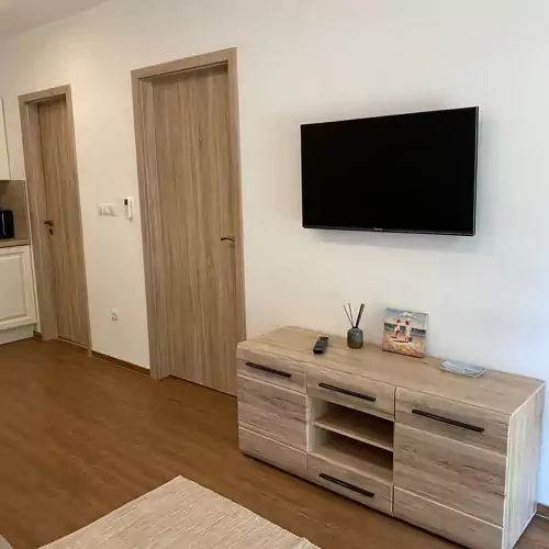 Móló Apartmanház Balatonszeme 003 kép