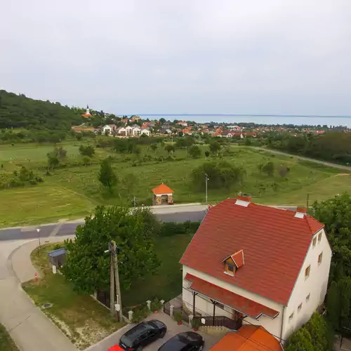 Lájer Apartman Lova 004 kép