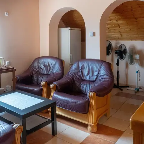 Lájer Apartman Lova 012 kép