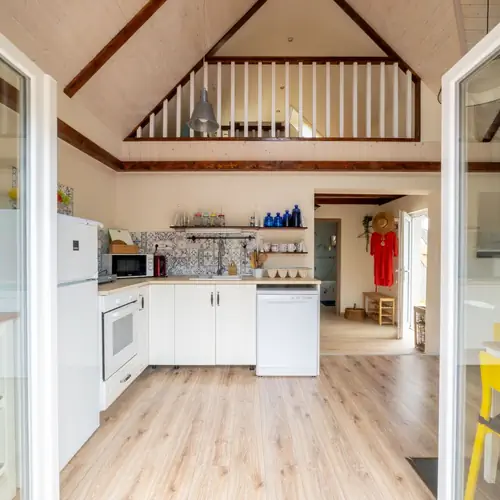 D2 Apartaman Nappali a terasz felől 