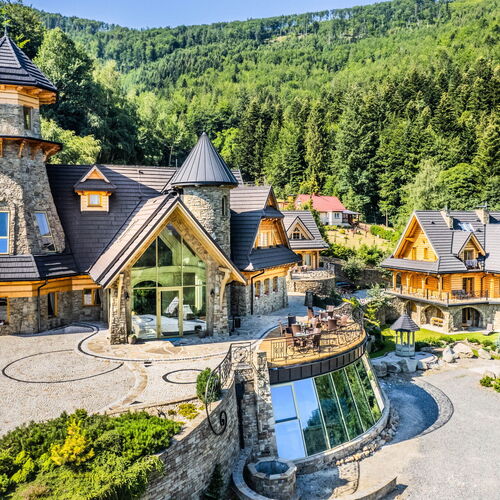 Krupówka Resort Hotel z basenem Apartamenty i Domki