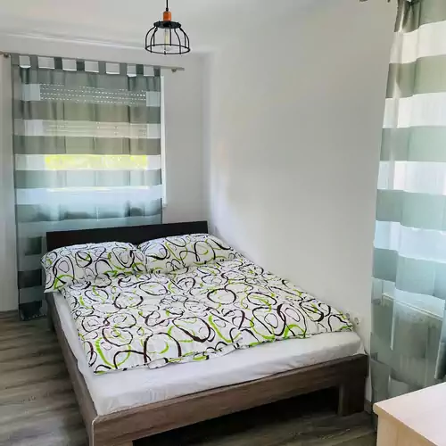 Csokonai Jobb Nagy Apartman Zamárdi 003 kép