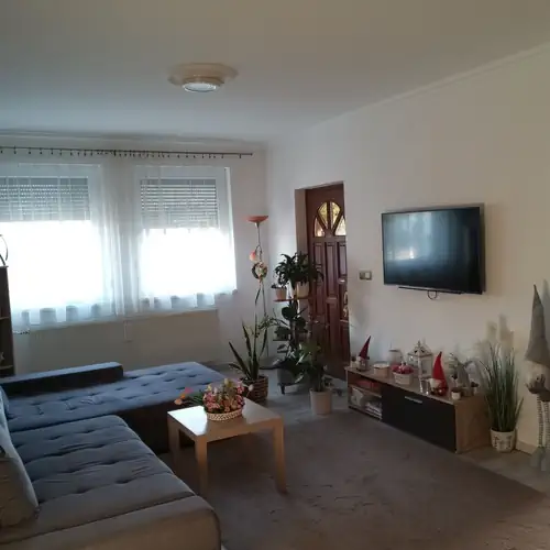 Mónika Apartman Balatonlelle 016 kép