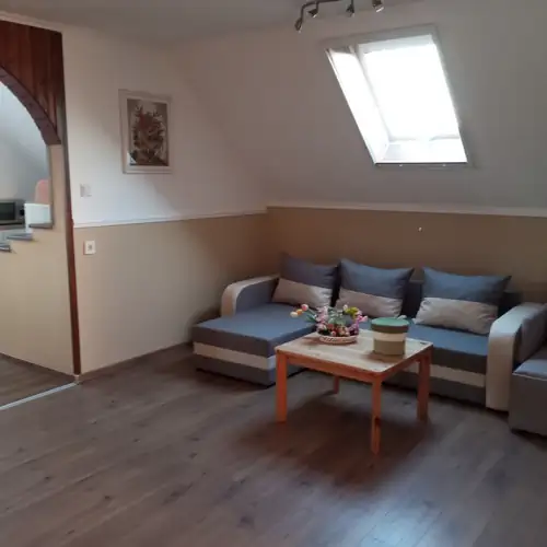 Mónika Apartman Balatonlelle 018 kép