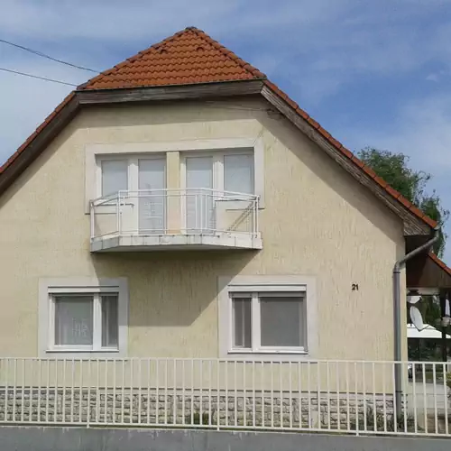 Claudia Apartman Siófok 003 kép