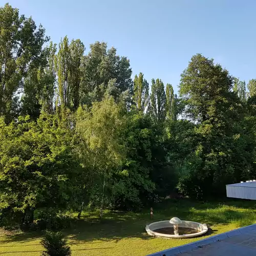 Neptun Apartmanház Platánsor Balatonföldvár 004 kép