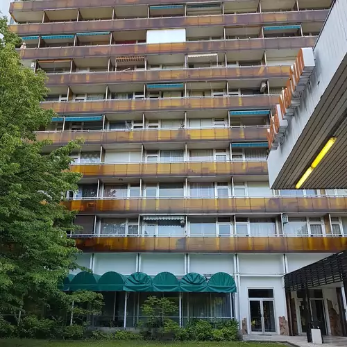 Neptun Apartmanház Platánsor Balatonföldvár 011 kép