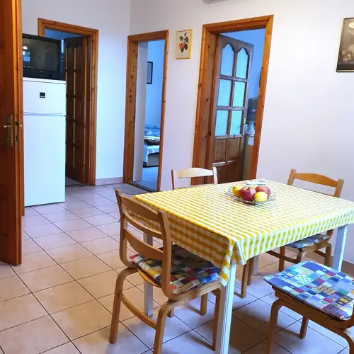 Fecske Apartmanház Berekfürdő 017 kép