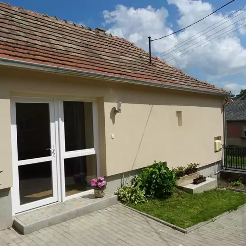 Szent Rita Vendégház Lókút 004 kép