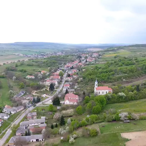 Szent Rita Vendégház Lókút 002 kép