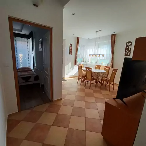 Hajnalka Apartman Balatonőszöd 015 kép