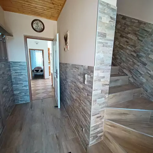 Hajnalka Apartman Balatonőszöd 016 kép