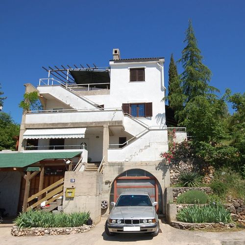 Apartments Iskra Njivice Krk  2