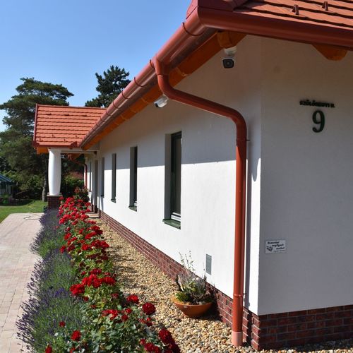 Varsás Négy Évszak Apartmanház Gyenesdiás  2