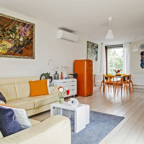 Panoramic Art Apartment with jacuzzi Balatonlelle  3