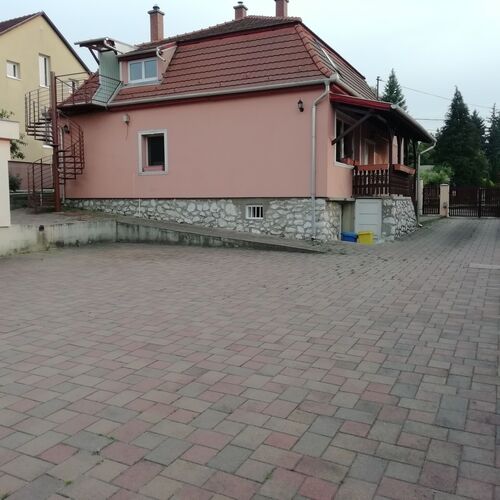 parkolási lehetőség