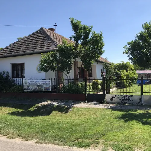 H&aacute;z az utc&aacute;r&oacute;l