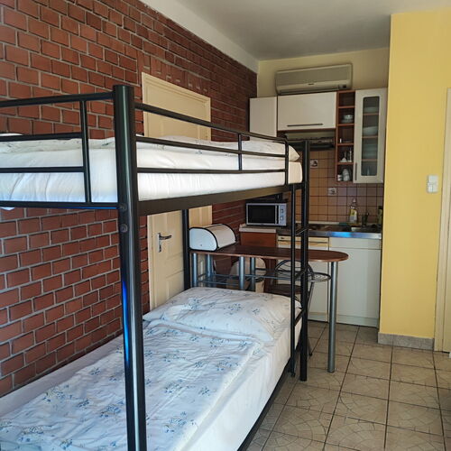 Éttermi C Apartman Zamárdi  4