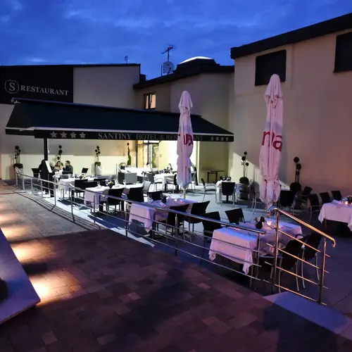 Restaurant-terrace