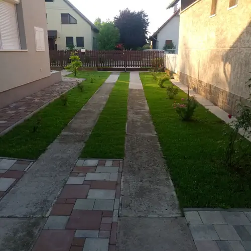 Utcafronti bej&aacute;rat