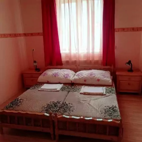 Platán Vendégház Ópusztaszer 005 kép