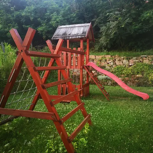 J&aacute;tsz&oacute;t&eacute;r, hogy a sz&uuml;lők gondtalanul kikapcsol&oacute;dhassanak