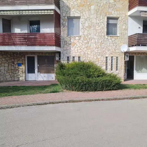 Csever Apartman Tata 005 kép