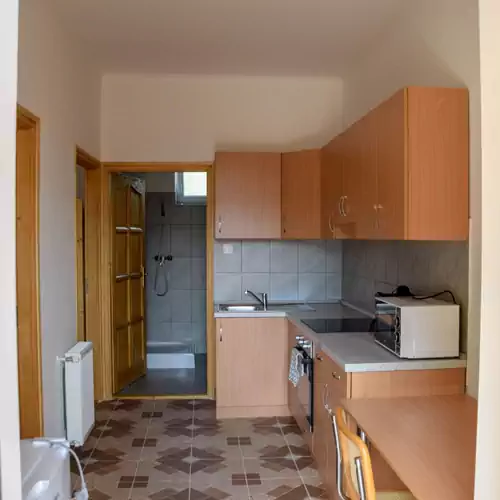Petróczy István Polgári Védelmi Kiképző Bázis Apartman Kovácsvágá 002 kép