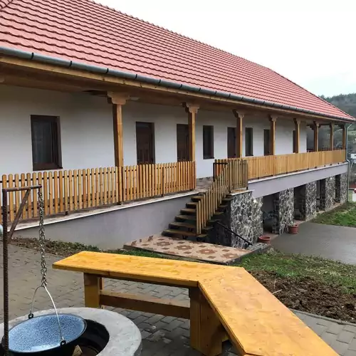 Petróczy István Polgári Védelmi Kiképző Bázis Apartman Kovácsvágá 016 kép