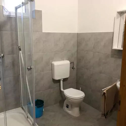 Petróczy István Polgári Védelmi Kiképző Bázis Apartman Kovácsvágá 030 kép