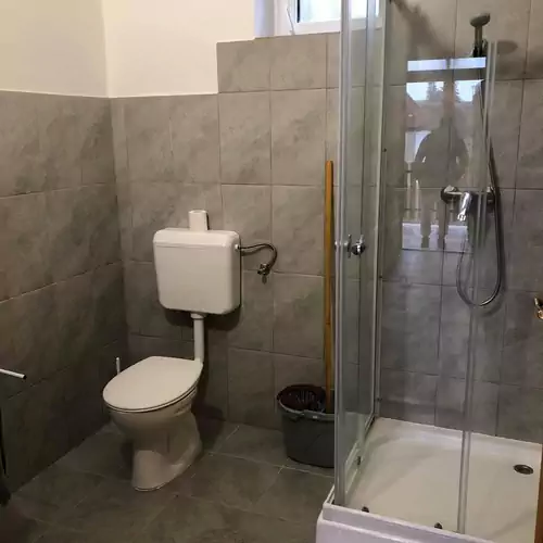 Petróczy István Polgári Védelmi Kiképző Bázis Apartman Kovácsvágá 031 kép