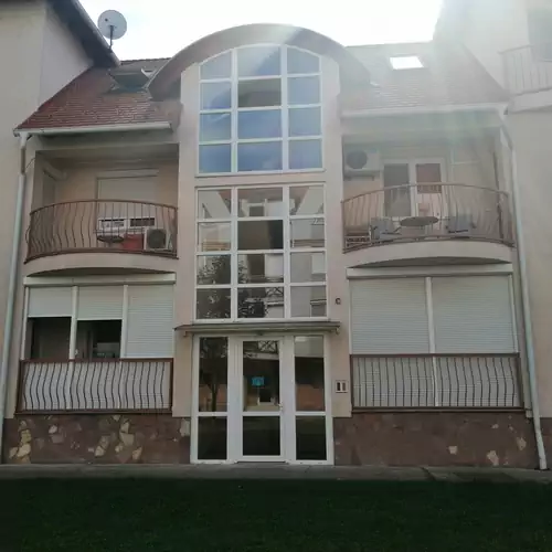 Crystal Apartman Hajdúszoboszló 004 kép