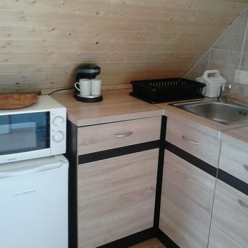 Flóra Apartman a Balatonnál Lovas  3