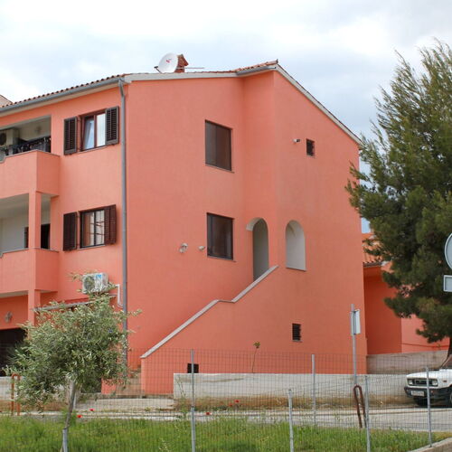 Apartmanok Parkolóhellyel Pula - 10429  2