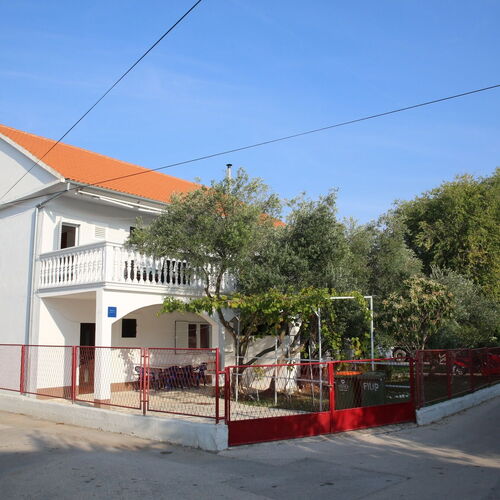 Apartmanok Parkolóhellyel Vodice - 16190  2