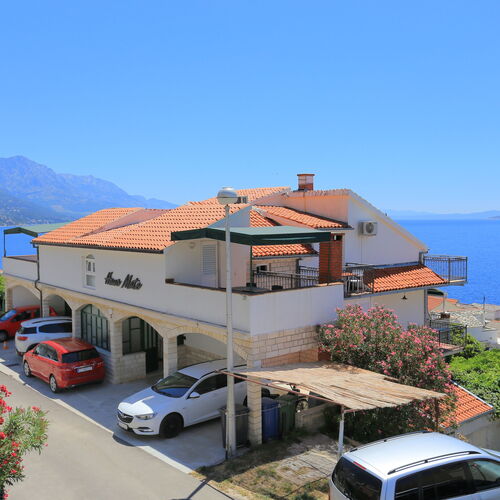 Apartmanok Parkolóhellyel Pisak, Omis - 16239 Pisak  2