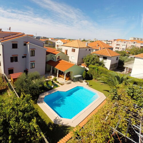 Apartmanok Családok Részére Medencével Zadar - 16336  2