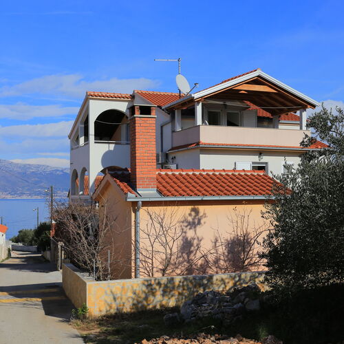 Apartmanok A Tenger Mellett Slatine, Ciovo - 16341 Slatine  2