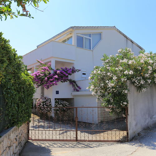 Apartmanok A Tenger Mellett Slatine, Ciovo - 16345 Slatine  2