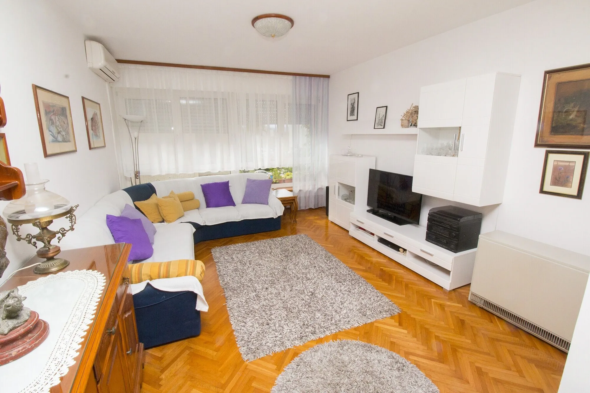 Apartments With Parking Space Omiš - 16497