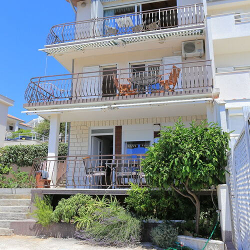 Apartmanok A Tenger Mellett Okrug Donji, Ciovo - 16657 Okrug Donji  3