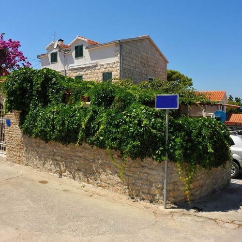 Apartmanok A Tenger Mellett Medencével Sutivan, Brac - 16846 Sutivan  2
