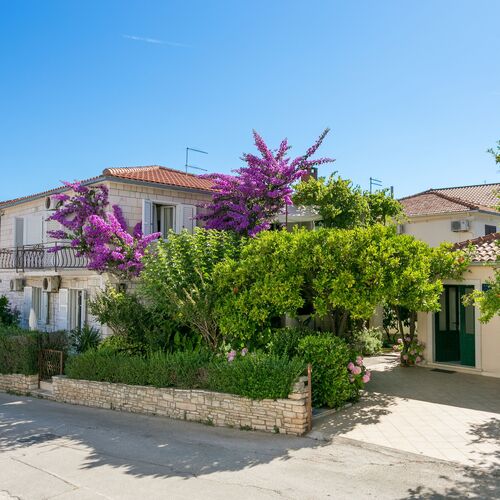 Apartmanok A Tenger Mellett Supetar, Brac - 17227 Supetar  3