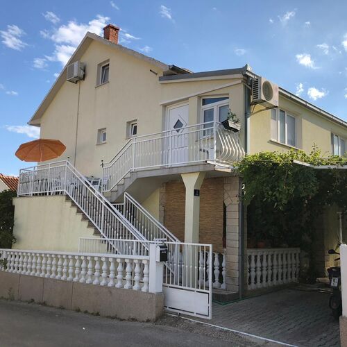 Apartmanok Parkolóhellyel Rastici, Ciovo - 17276 Rastići