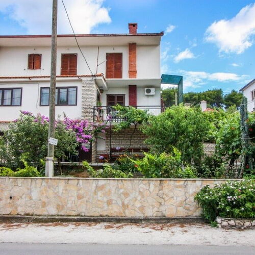 Apartmanok A Tenger Mellett Arbanija, Ciovo - 17280 Arbanija  4