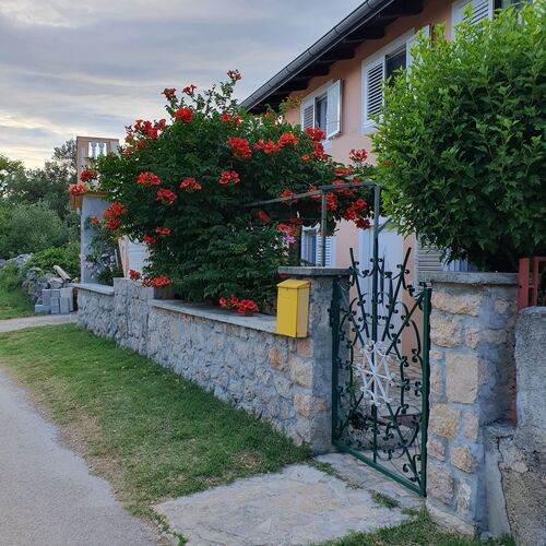 Apartmanok Parkolóhellyel Seline, Paklenica - 17390 Seline  2
